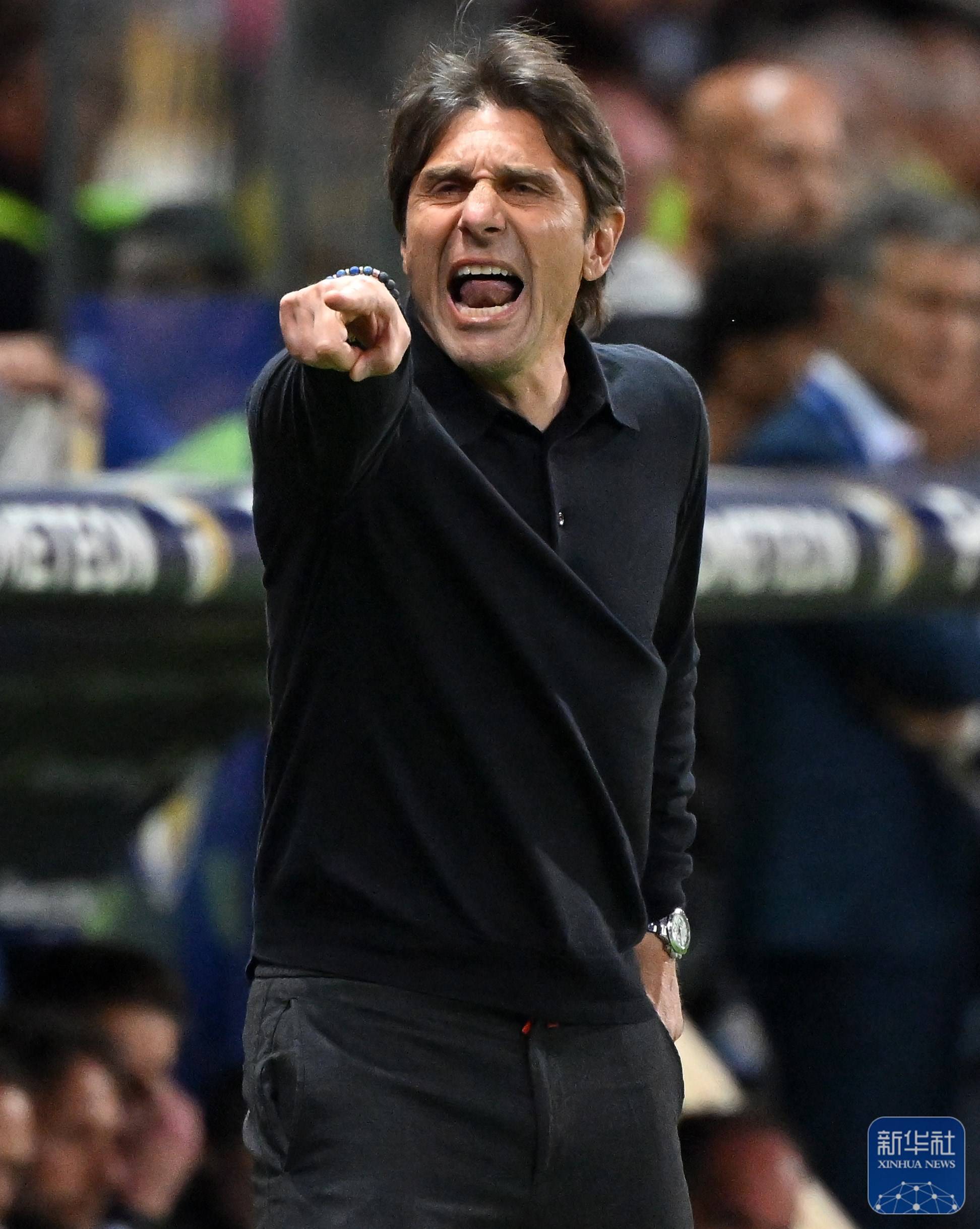 关于帕尔马中场受伤退出比赛,球队战斗力受损的信息 关于帕尔马中场受伤退出比赛,球队战斗力受损的信息