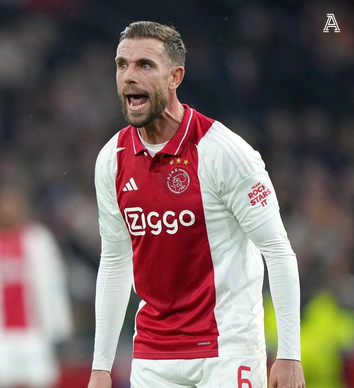 阿贾克斯球队全力备战,竭尽所能争取成功的简单介绍