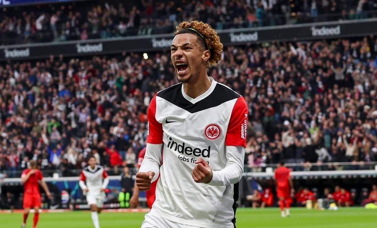 关于美因茨遭遇败仗，德甲保级形势不容乐观的信息