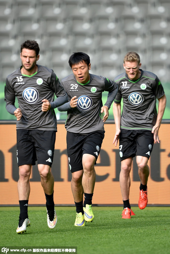 包含沃尔夫斯堡全队备战面对接连强敌的词条 包含沃尔夫斯堡全队备战面对接连强敌的词条