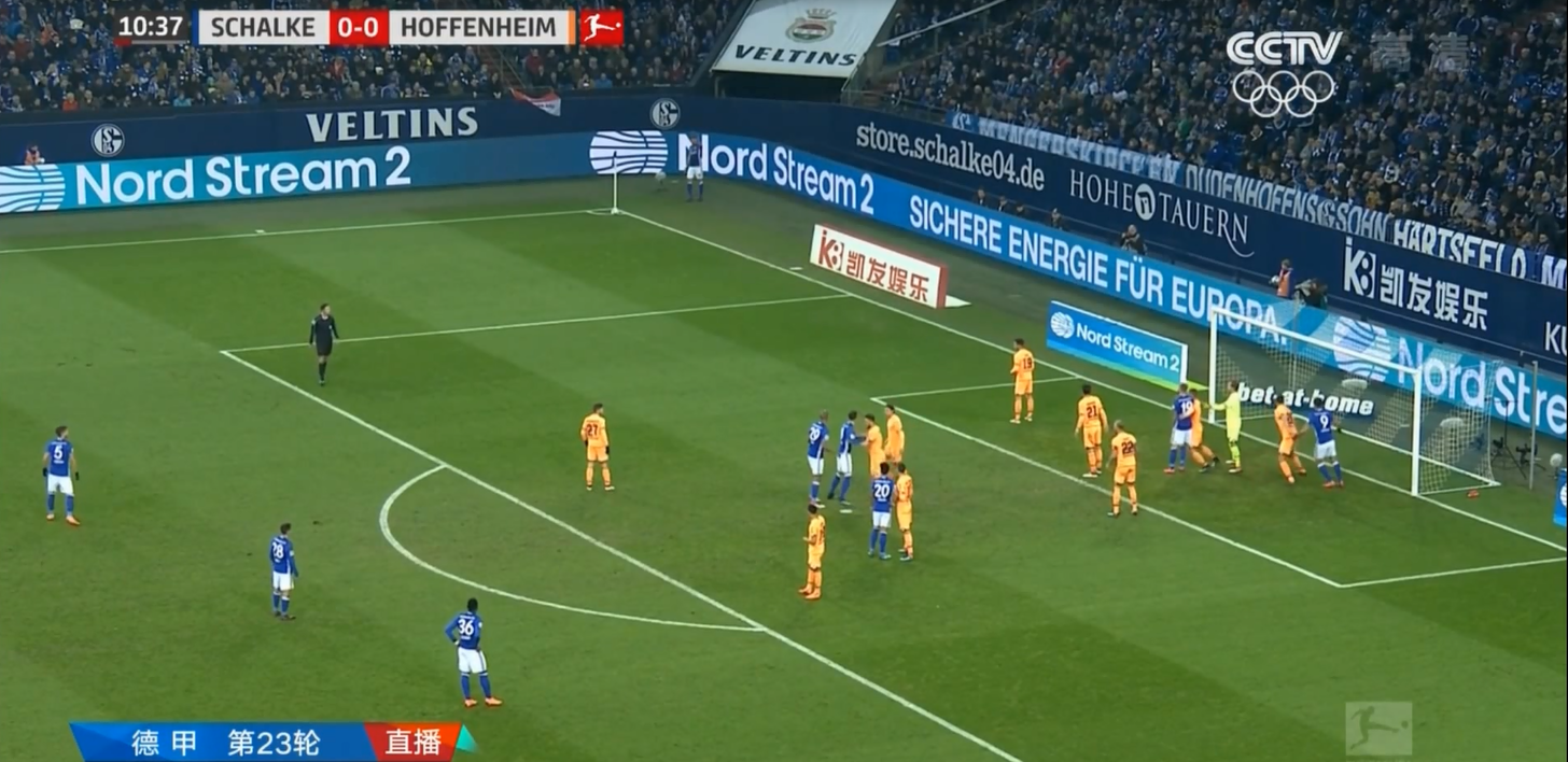 包含沙尔克遭遇严重失利，保级防线愈发脆弱的词条