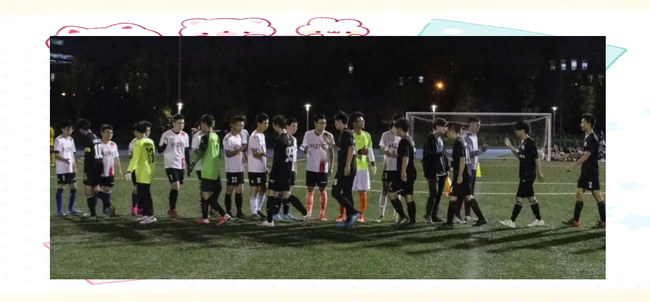 国内足球赛场上演精彩对抗，球队实力对比明显