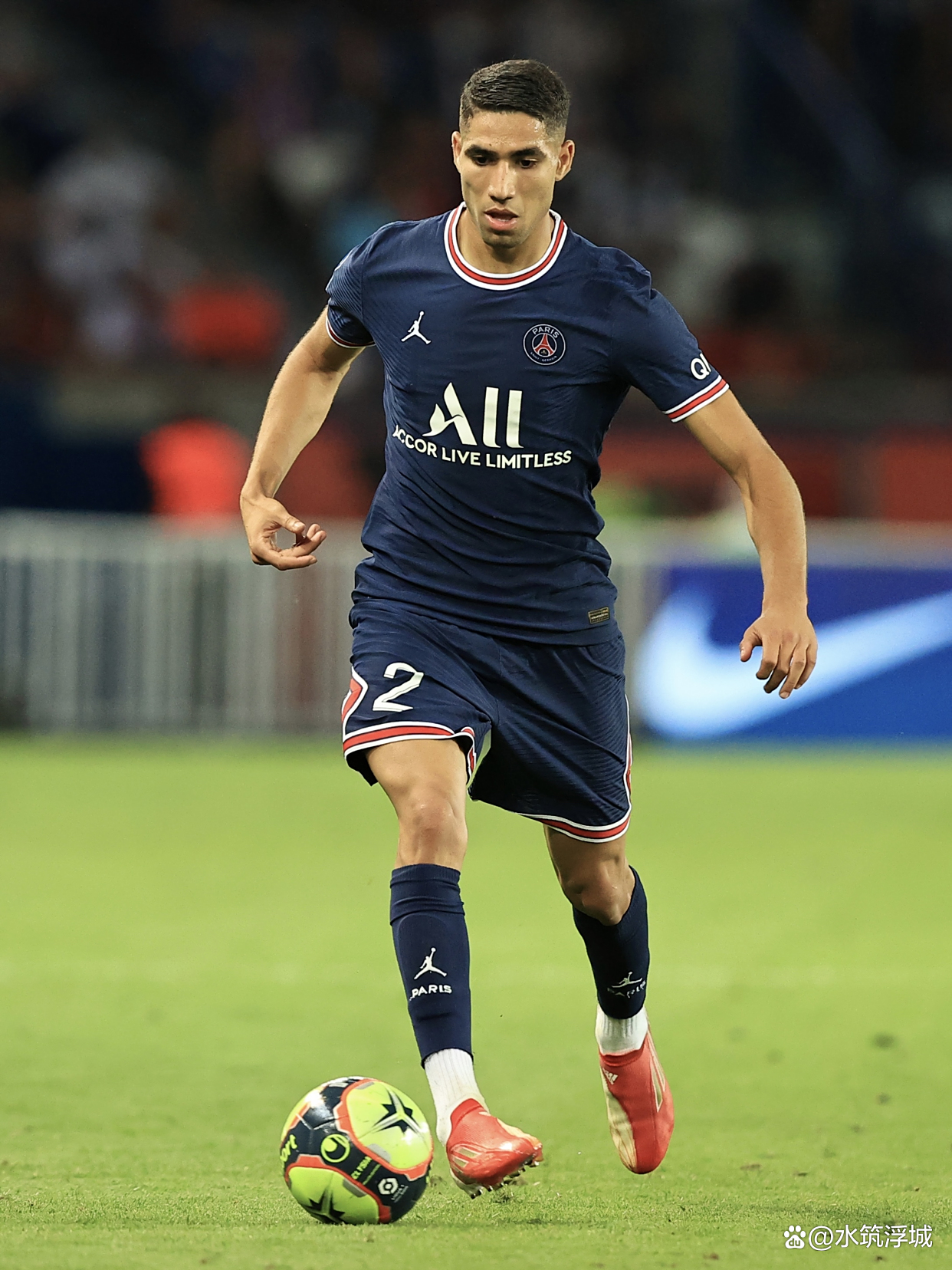 新晋球星表现抢眼,提升法甲赛事观赏性的简单介绍 新晋球星表现抢眼,提升法甲赛事观赏性的简单介绍