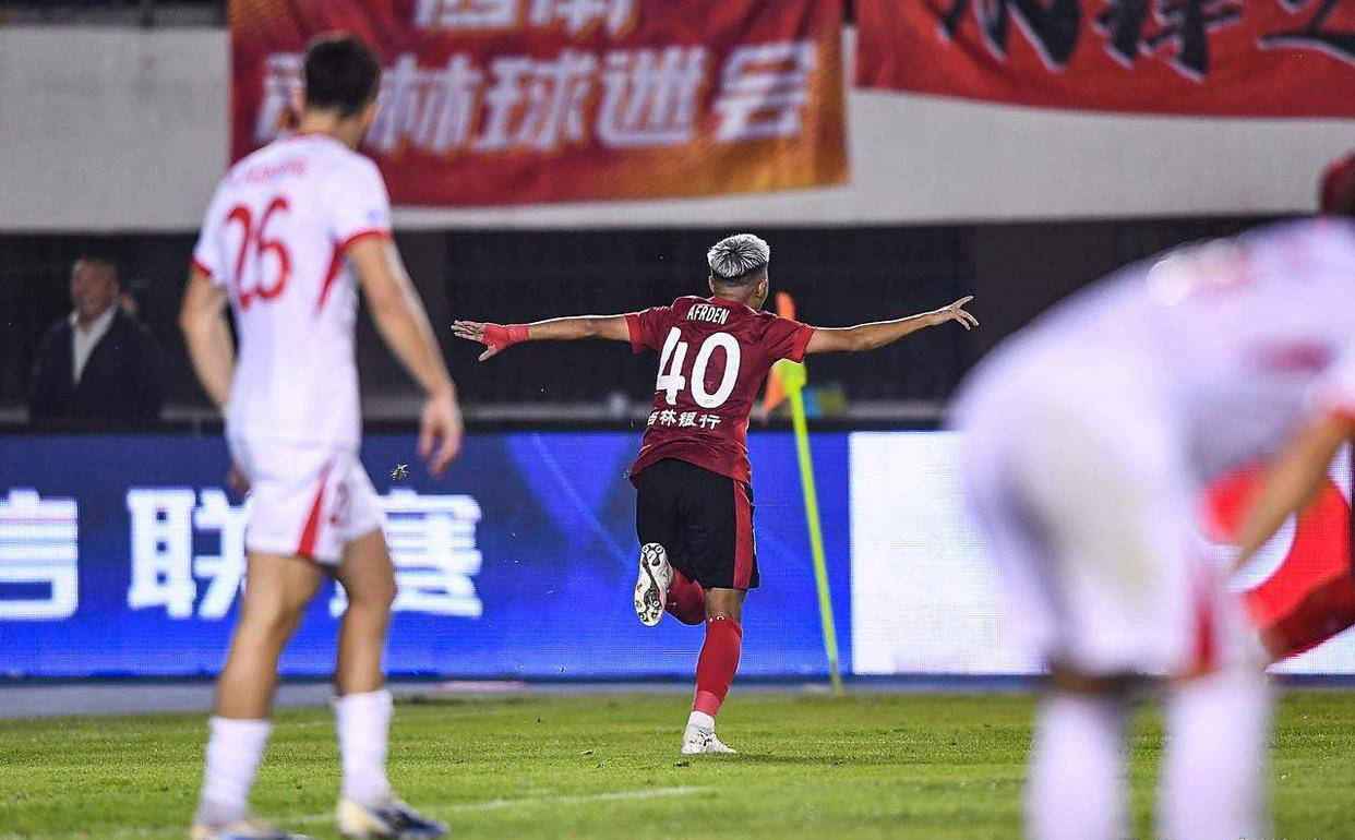 关于汉诺威球员频现伤病，德甲保级形势岌岌可危的信息