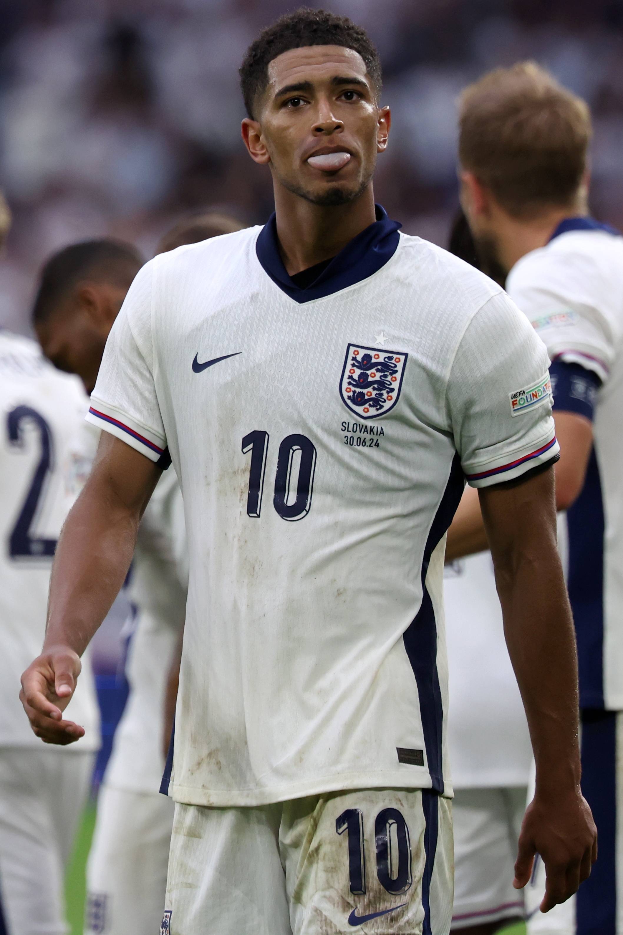 英格兰队在比赛中发挥出色,成功晋级四强 英格兰队在比赛中发挥出色,成功晋级四强