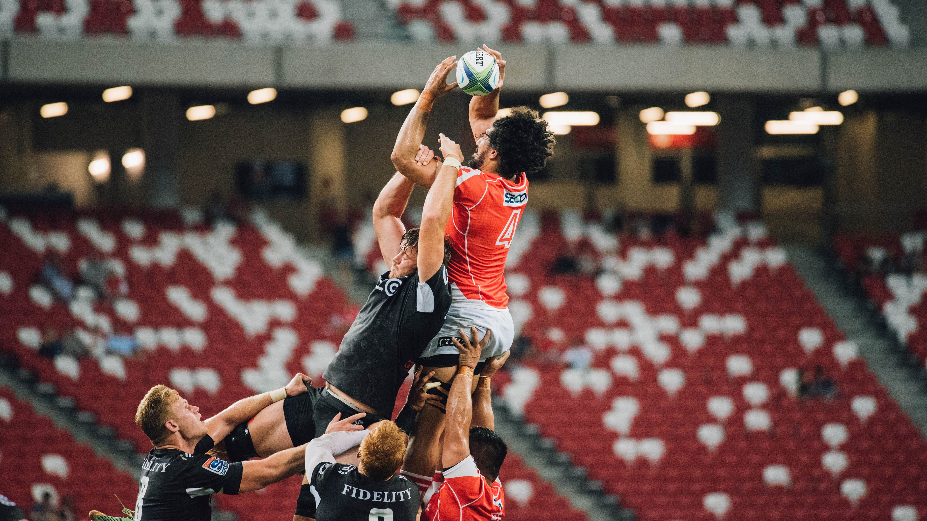 跨界传奇，当马刺的强压哲学遇见欧冠舞台上的詹姆斯时刻